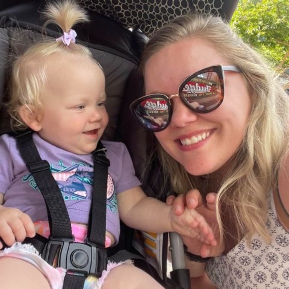 Meet your Posher, Sara - Picture 1 of 1